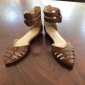 BCBG brown leather flats never worn